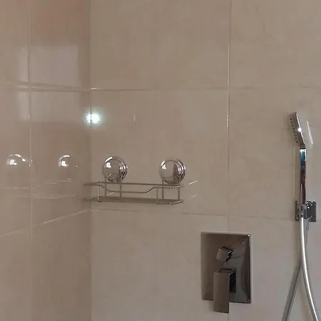 2 Bed In Pueblo Evita Apartment Benalmadena